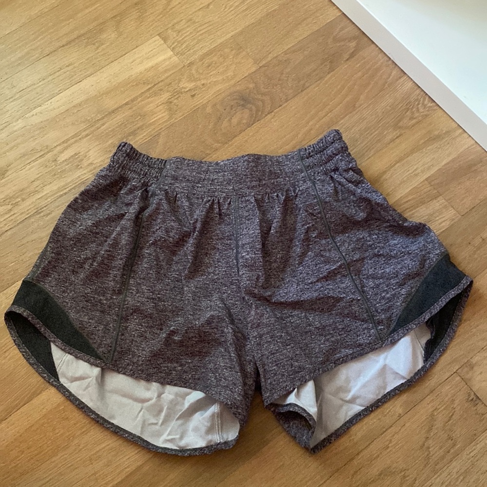 lululemon hotty hot shorts